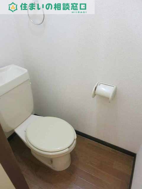 トイレ　同型