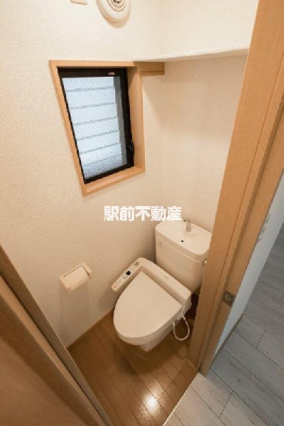 ドルフィンIIのトイレ写真