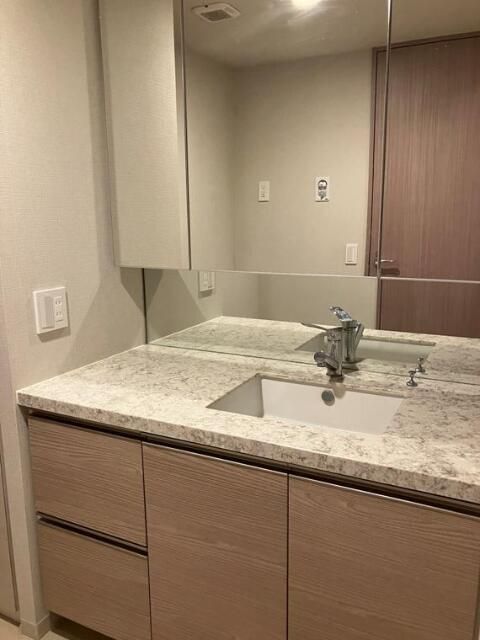 東京メトロ日比谷線 小伝馬町駅 徒歩5分 14階建 築9年の内装写真