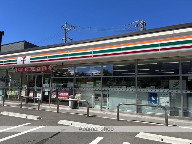 コンビニ　セブンイレブン（コンビニ）まで486m