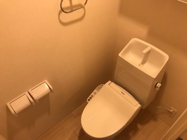 ＪＲ山陽本線 姫路駅 徒歩5分 5階建 築7年のトイレ写真