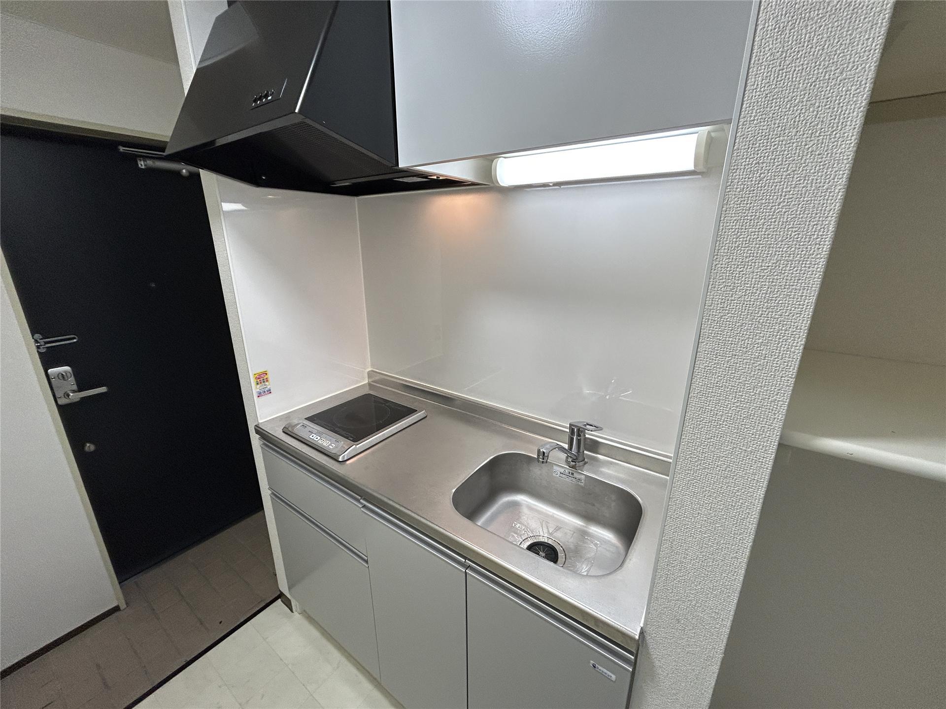 キッチン　IHコンロ付きのキッチンです(別部屋参考写真)
