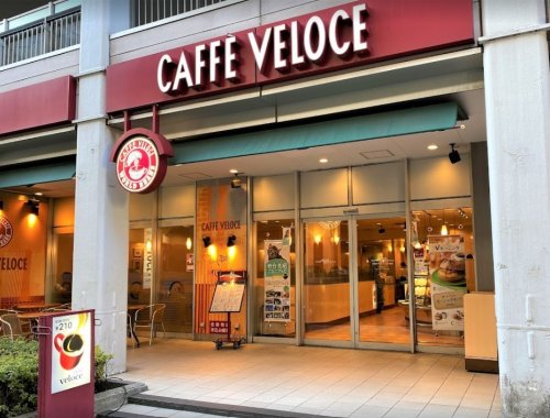 飲食店　カフェ・ベローチェ 外苑前店（飲食店）まで845m