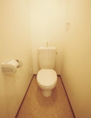 トイレ　※別部屋参考写真
