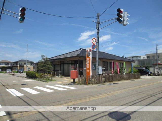 郵便局　高岡南星町郵便局（郵便局）まで242m