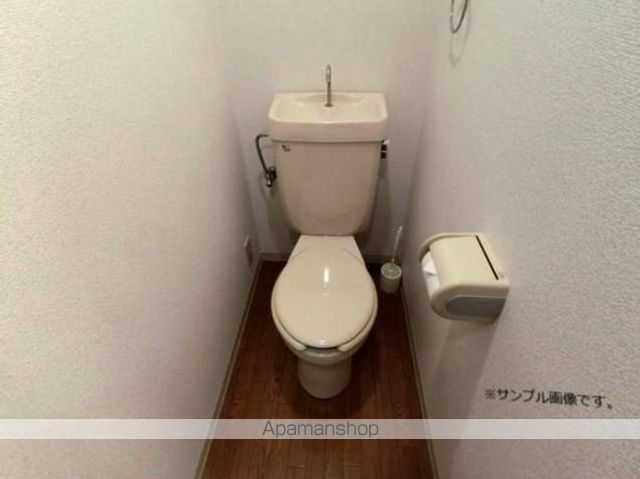 地下鉄空港線 東比恵駅 徒歩11分 10階建 築26年のトイレ写真