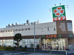 スーパー　ライフ六町駅前店（スーパー）まで572m