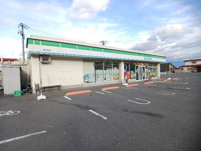 コンビニ　ファミリーマート　諏訪湖南店（コンビニ）まで1200m