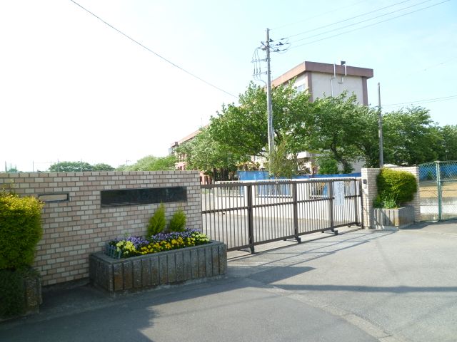中学校　市立楢原中学校（中学校）まで270m