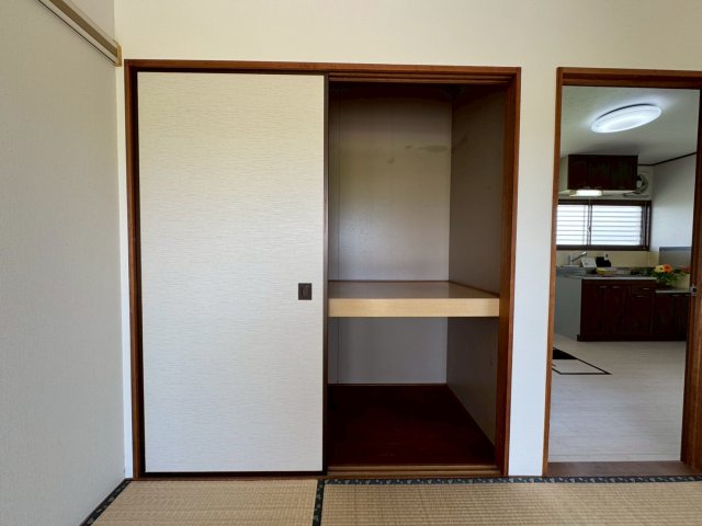 スカイハイツ西之島の内装写真