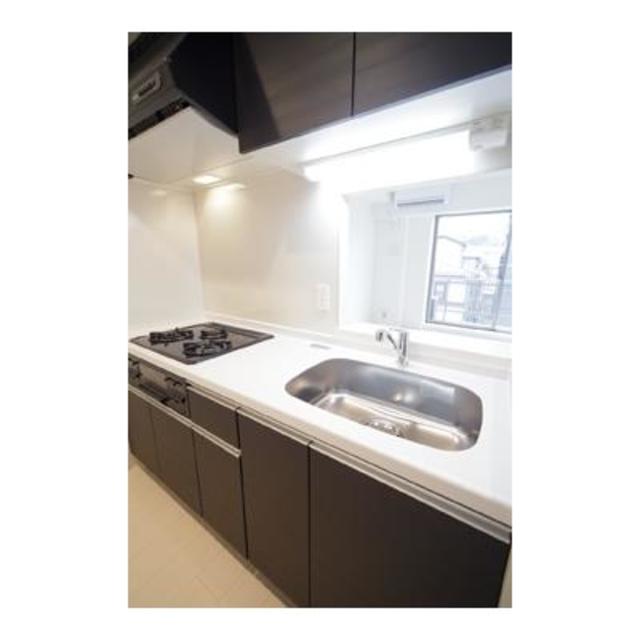 キッチン　※写真は同タイプ住戸です。