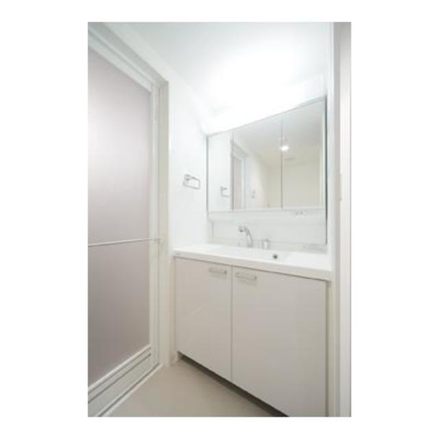 洗面設備　※写真は同タイプ住戸です。