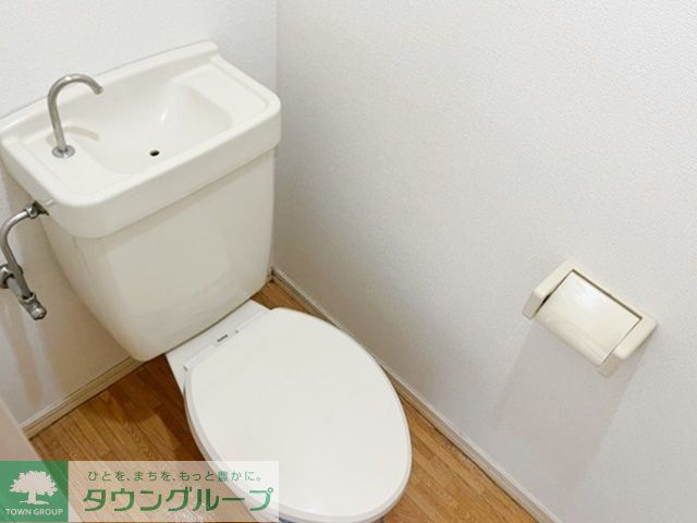 b’CASA本八幡re-bornのトイレ写真