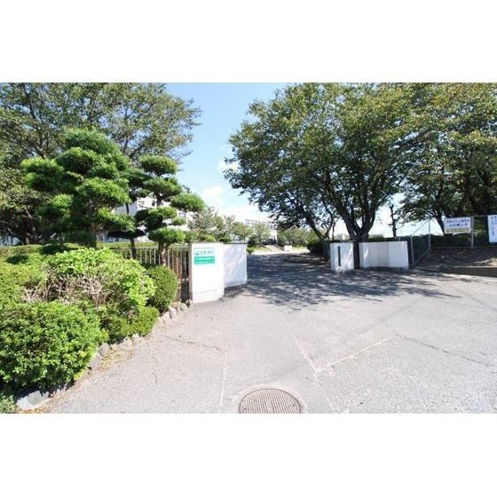 中学校　大村市立桜が原中学校（中学校）まで1864m
