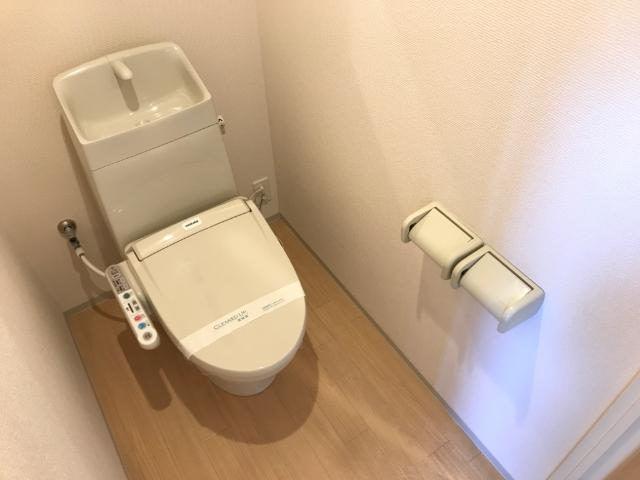 トイレ　シャワー付トイレ