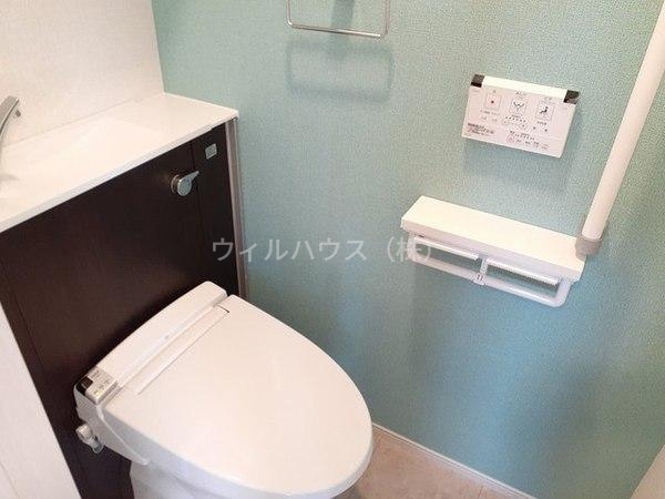トイレ　ウォシュレット付きです！