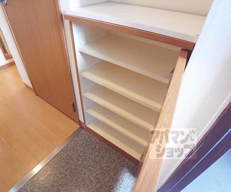 収納　シューズボックス