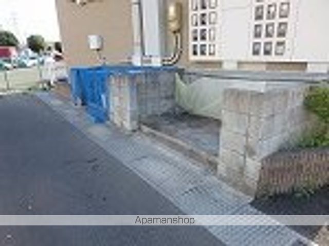 レオパレスフォレスト萩野IIの外観写真