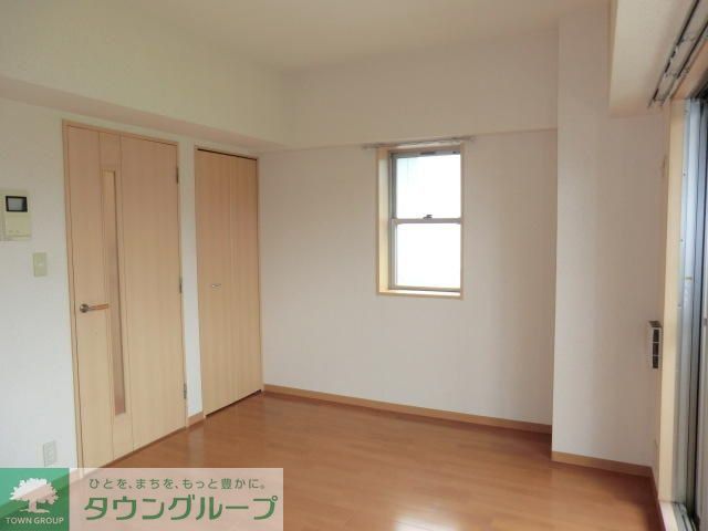 フレールかえで通りの居間写真