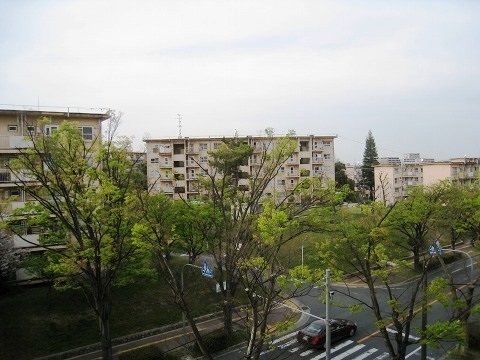 UR香里の外観写真