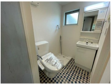 チャムフィールド堀切菖蒲園のトイレ写真