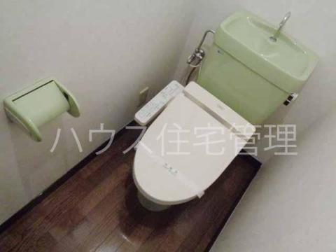 トイレ　シャワー付トイレ