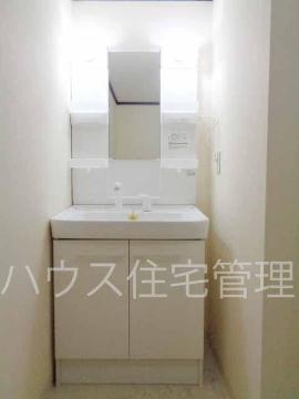 洗面設備　洗髪洗面化粧台