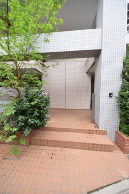 エントランス　☆お問い合わせはお早めに☆