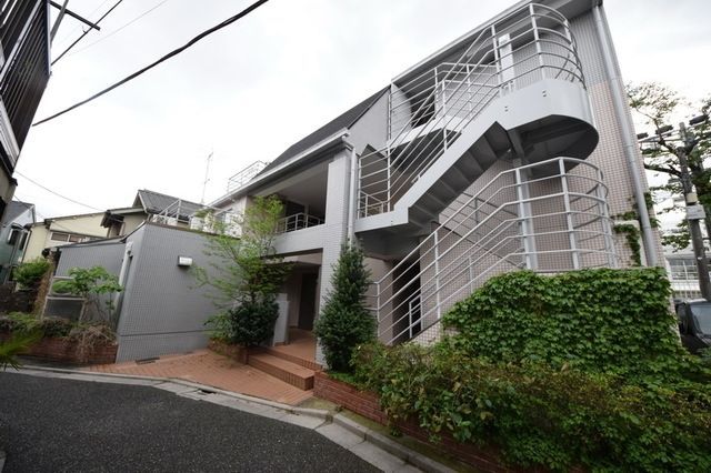 建物外観　☆お問い合わせはお早めに☆