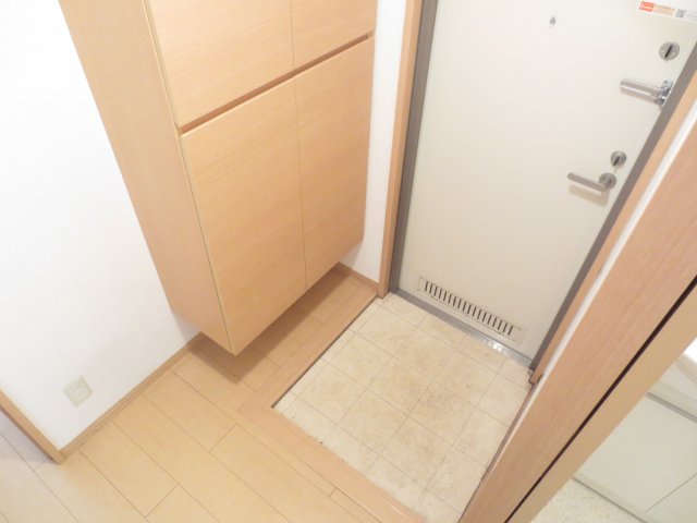玄関　別号室の参考写真です。