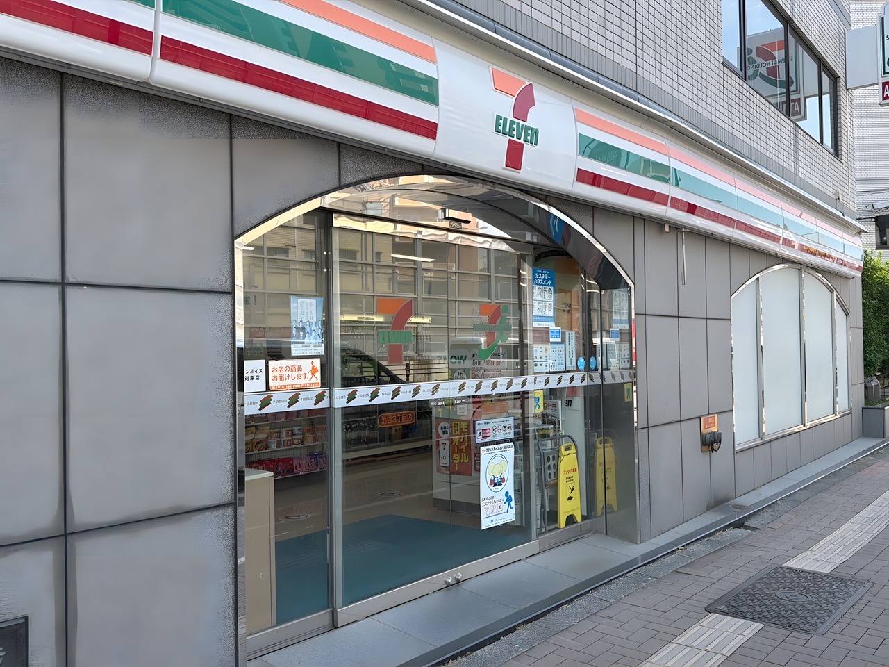 コンビニ　セブン‐イレブン池袋３丁目店（コンビニ）まで100m