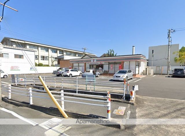 コンビニ　セブンイレブン平井４丁目店（コンビニ）まで1215m