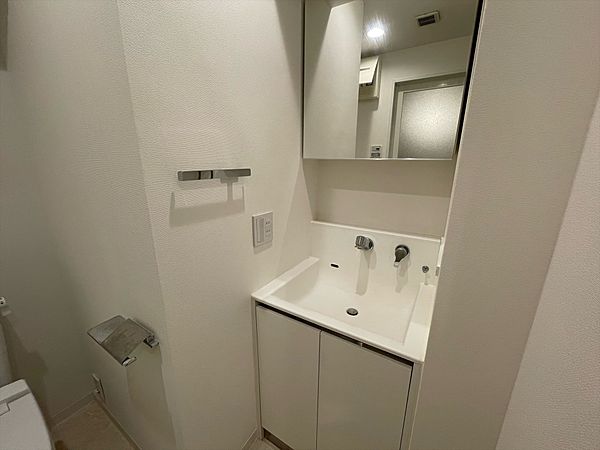 ＪＲ山手線 田町駅 徒歩7分 11階建 築11年の内装写真