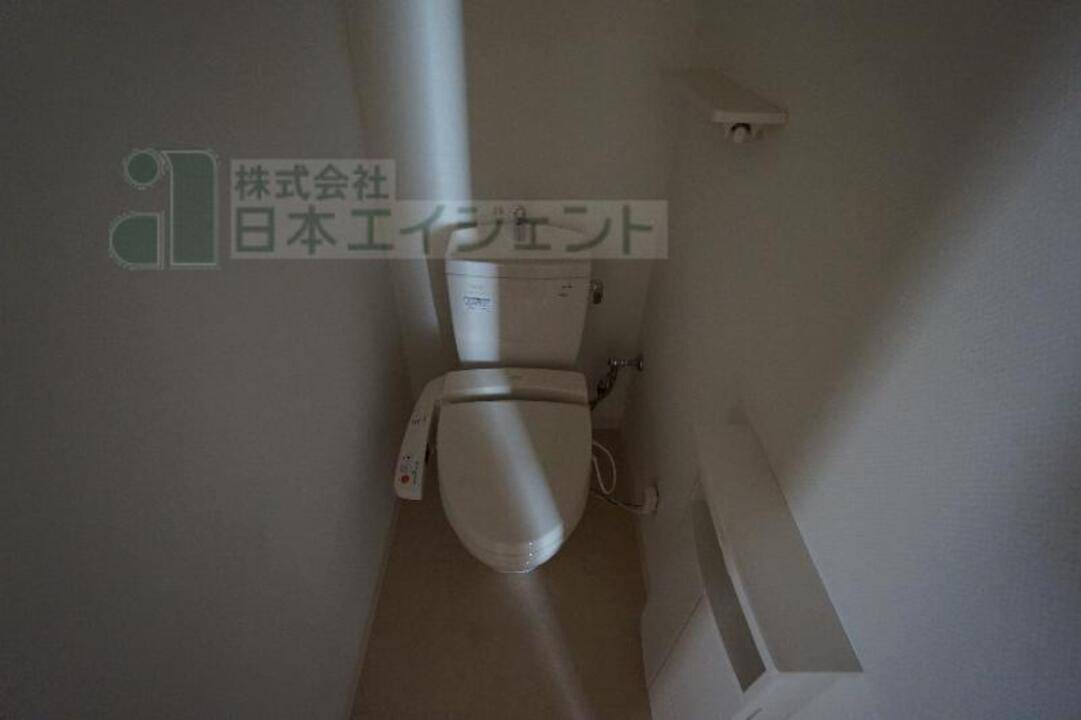 トイレ　トイレ