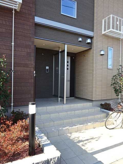 つくばエクスプレス 流山おおたかの森駅 徒歩16分 2階建 築10年の外観写真