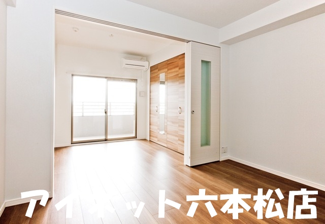 居室・リビング　オシャレなお部屋です