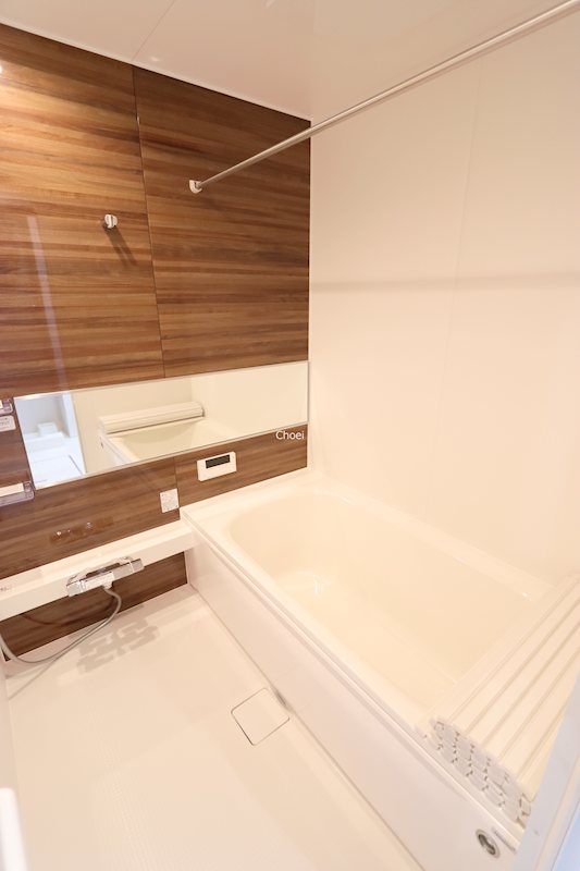 バス・シャワールーム　※別部屋写真です