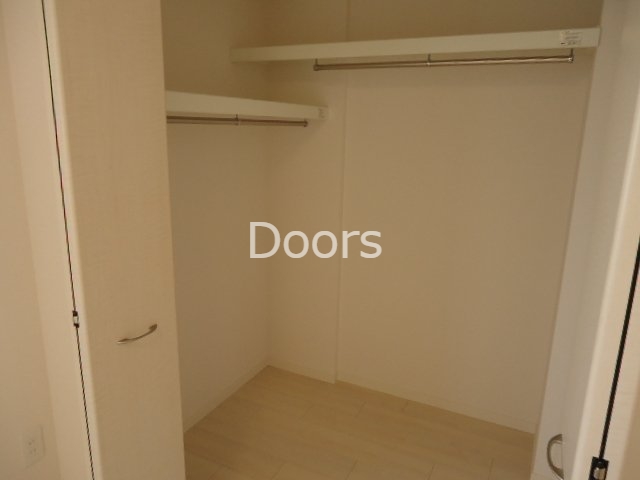 収納　ウォークインクローゼット