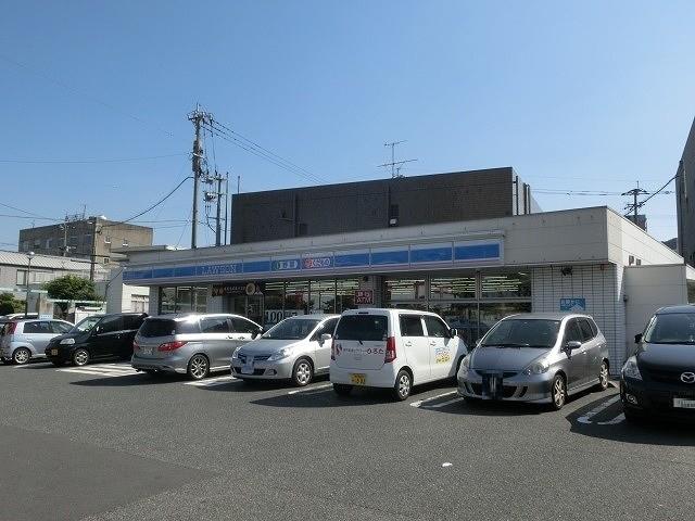 コンビニ　ローソン八幡山王一丁目店（コンビニ）まで600m