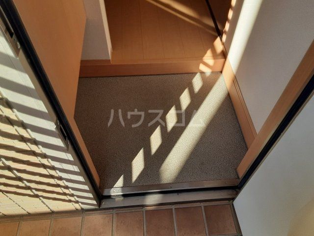 リガーレ・ウエストの玄関写真