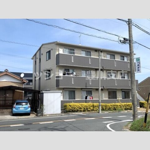 名鉄豊川線 豊川稲荷駅 徒歩14分 3階建 築17年の外観写真