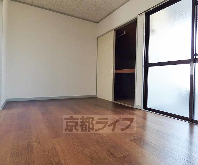 居室・リビング　落ち着くお部屋です。