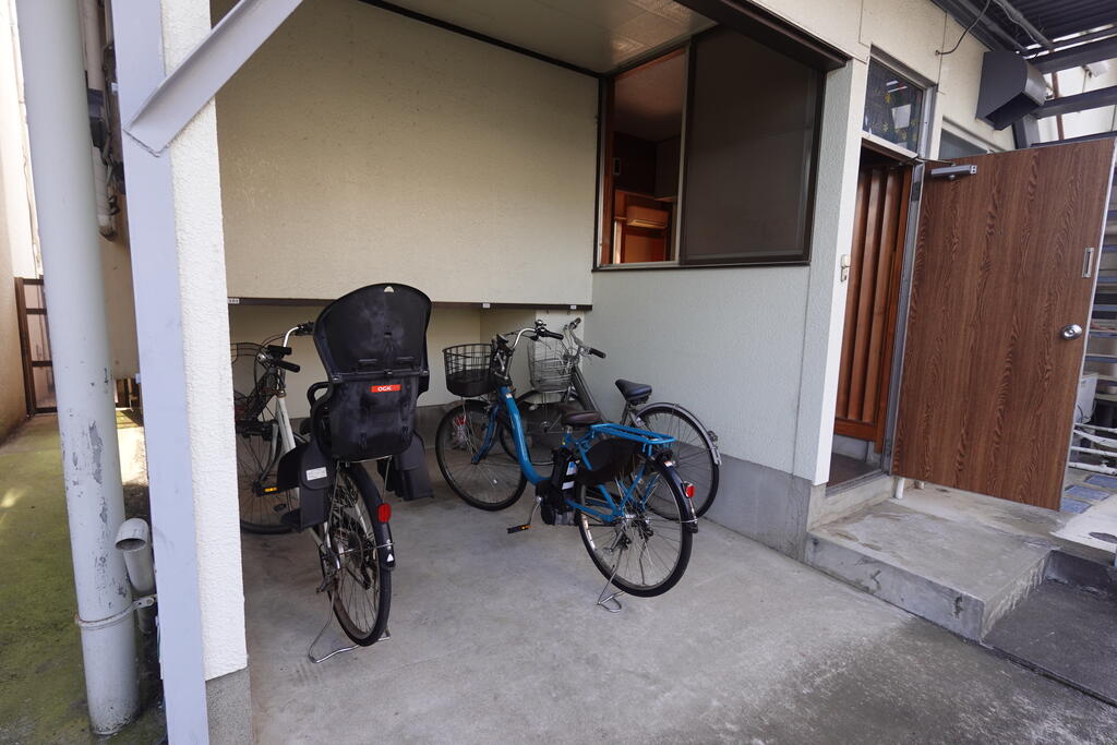 駐車場　自転車のみ