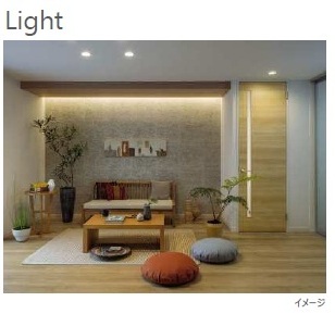 居室・リビング　シックで明るい内装の1LDK