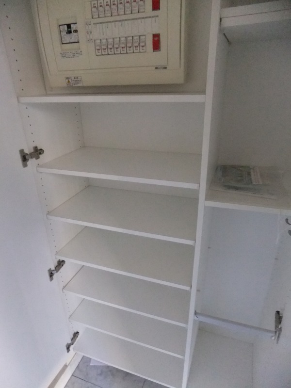 玄関　コンフォリア新子安