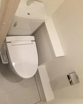トイレ　別タイプ部屋　参考写真です