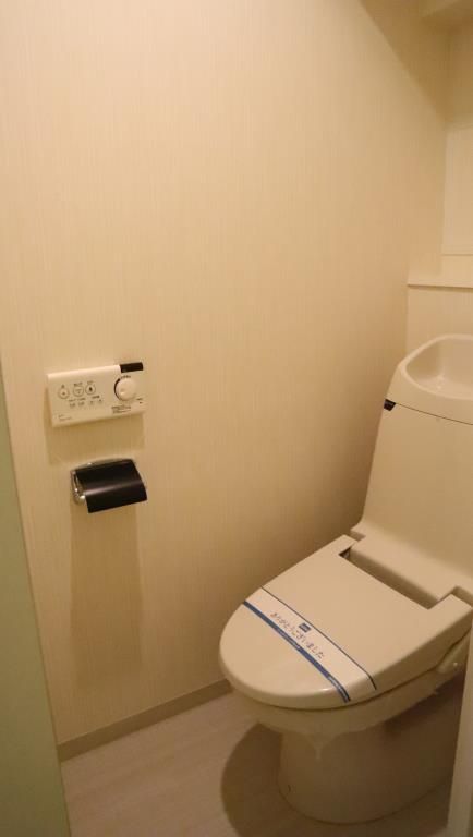 トイレ　（別タイプ参考写真）La gracieuse　板橋区弥生町