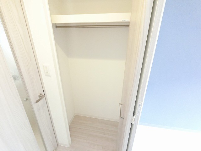 プレサンス塚本ミッドネクストの内装写真
