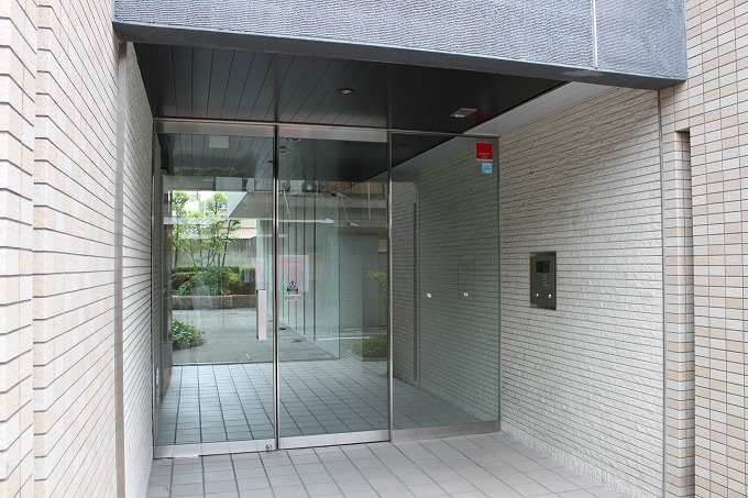 ＪＲおおさか東線 新加美駅 徒歩5分 4階建 築25年の外観写真