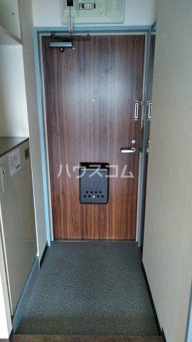 プレスイン第二金山の玄関写真